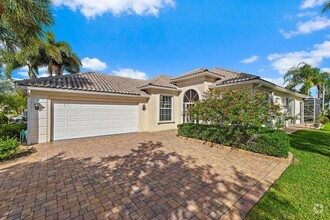 Building Photo - 8120 SE Paurotis Ln
