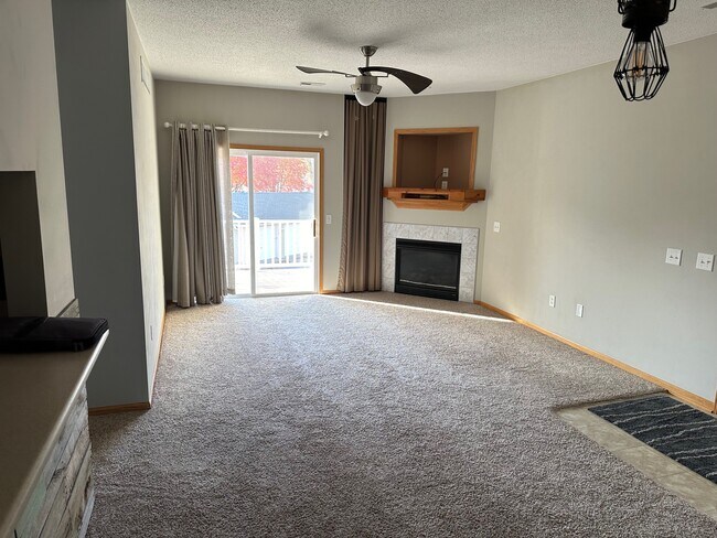 Living room - 1110 N 6th St