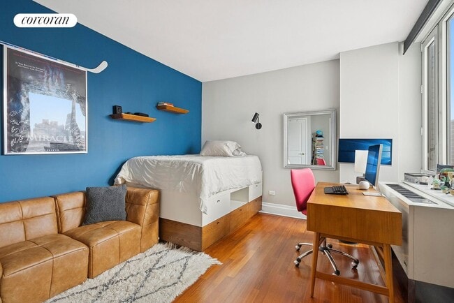 Foto del edificio - 300 E 77th St