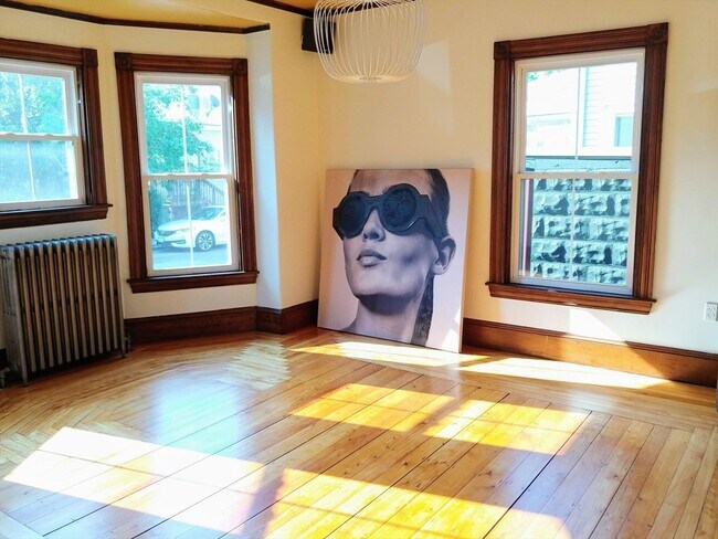 Foto del edificio - 78 N Beacon St
