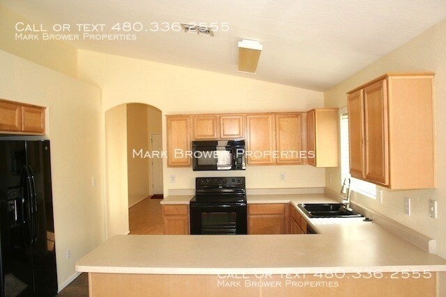 Foto del edificio - 10956 E Delta Ave