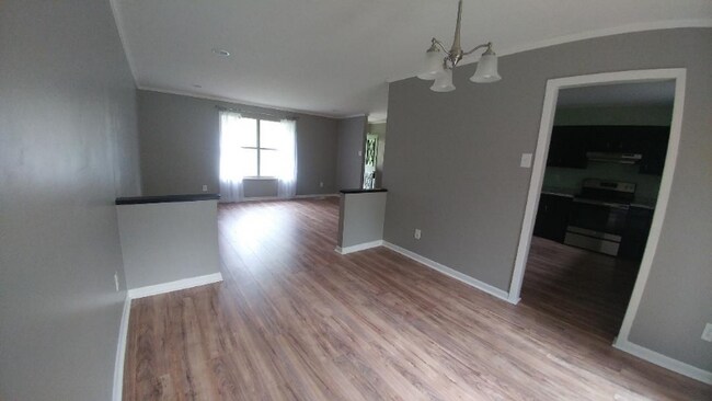 Foto del edificio - 11044 Concord Woods Dr
