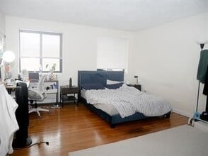 Building Photo - 1027 Commonwealth Ave