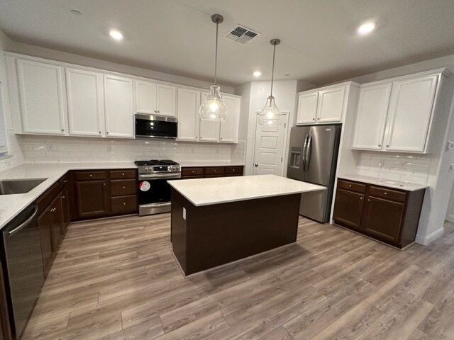 Building Photo - 6508 Shaver Dr