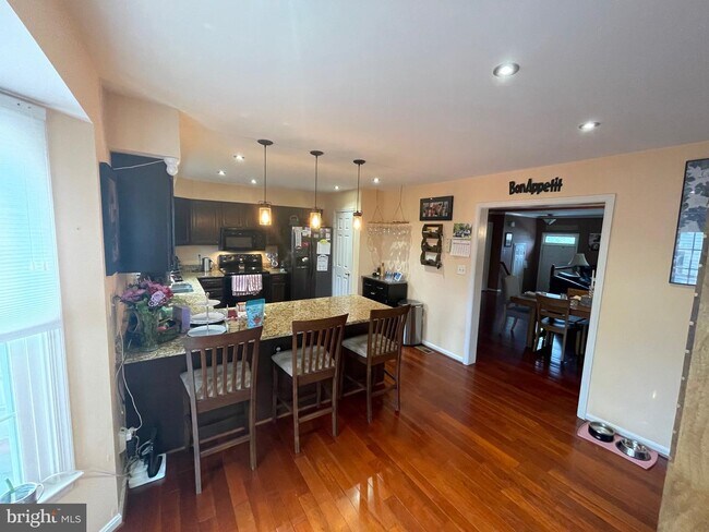 Foto del edificio - 43378 Livery Square