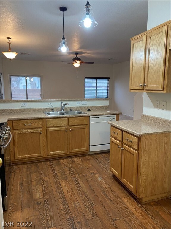 5473 E Jackpot Winner Ln, Las Vegas, NV 89122 Townhome Rentals in Las