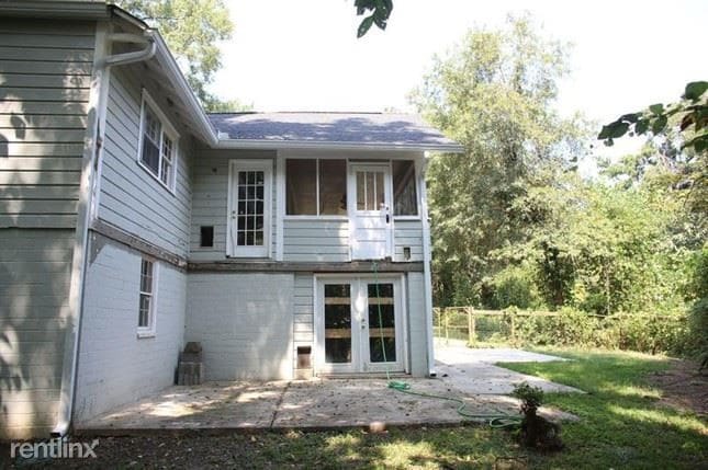 Building Photo - 3 br, 1 bath House - 4470 Seminole Drive