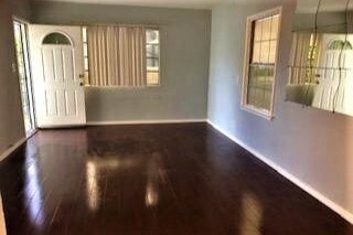 Living Room - 6725 Vineland Ave