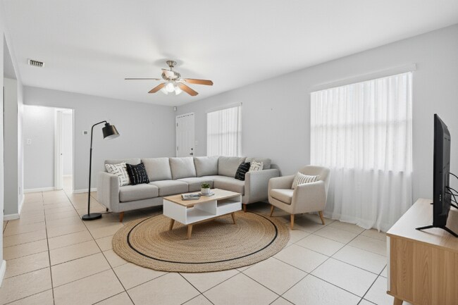 Foto del edificio - 4220 38th Ave N