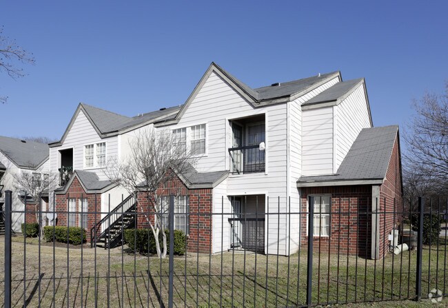 Mandalay Palms Apartments Dallas Tx