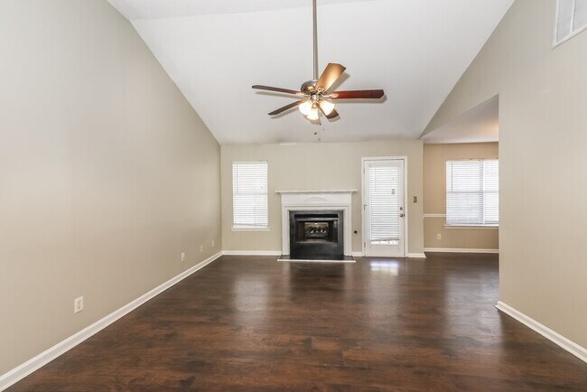 Building Photo - 306 Breezy Hill Walk