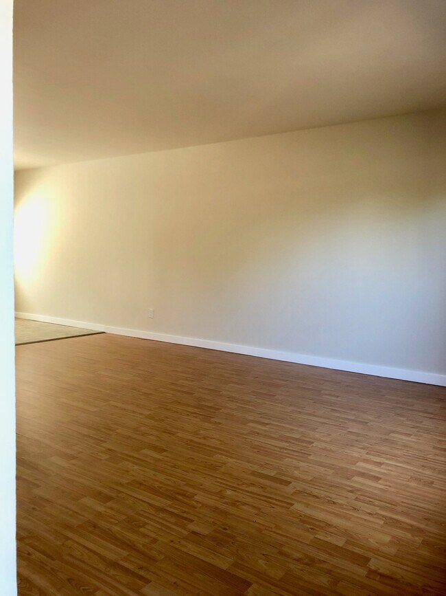 Foto del edificio - 3601 NE 73rd Pl