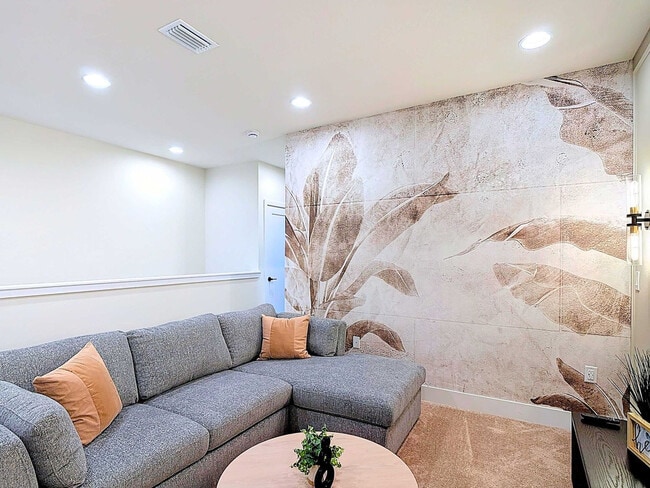 Building Photo - 17332 Serenidad Blvd