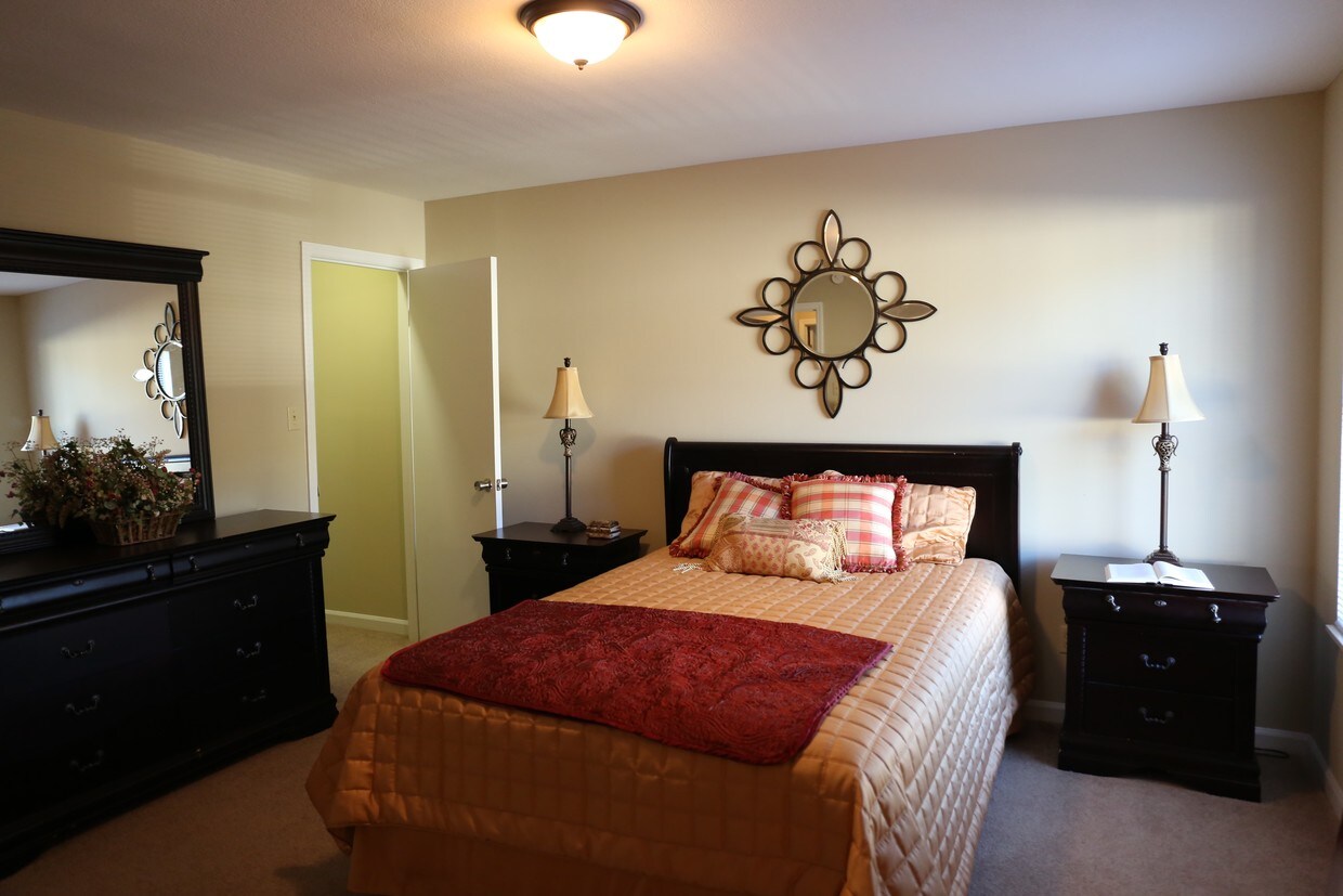Foto principal - 518 River Breeze Ln