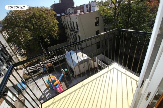 Foto del edificio - 5411 2nd Ave