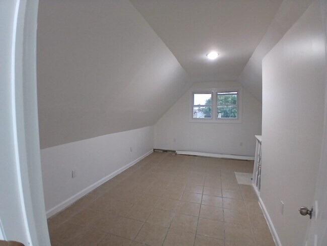 Foto del edificio - 66 Linden Ave