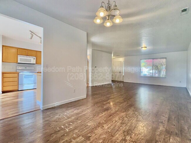 Foto del edificio - 1490 W Timor Ave