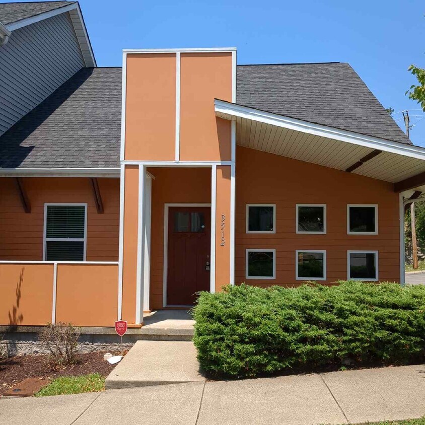 Foto principal - 3512 Steffisburg Dr