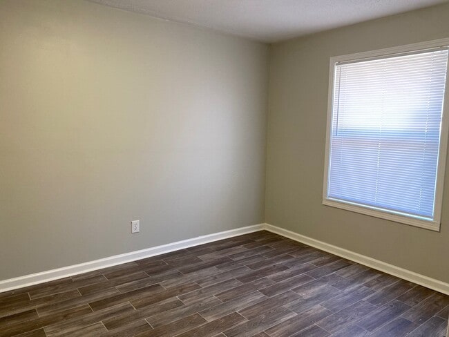 Building Photo - 70 Sweetbay Dr