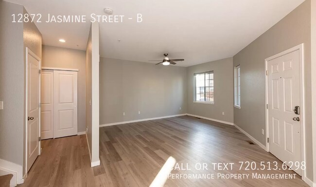 Foto del edificio - 12872 Jasmine St