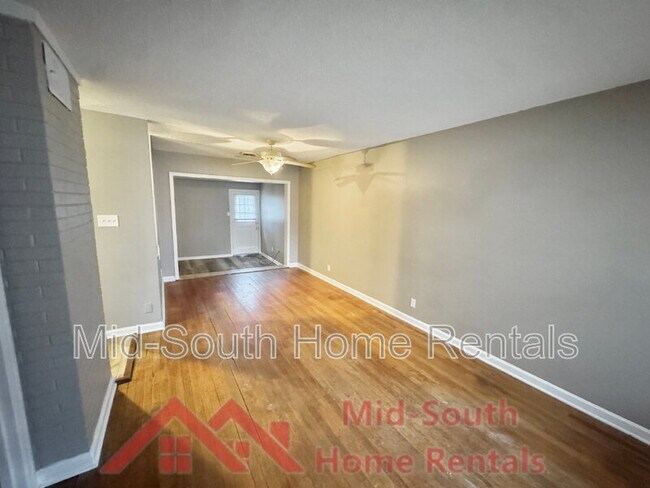 Foto del edificio - 3588 Hendricks Ave