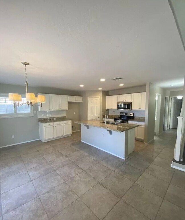 Building Photo - 5908 N CASTANO CT