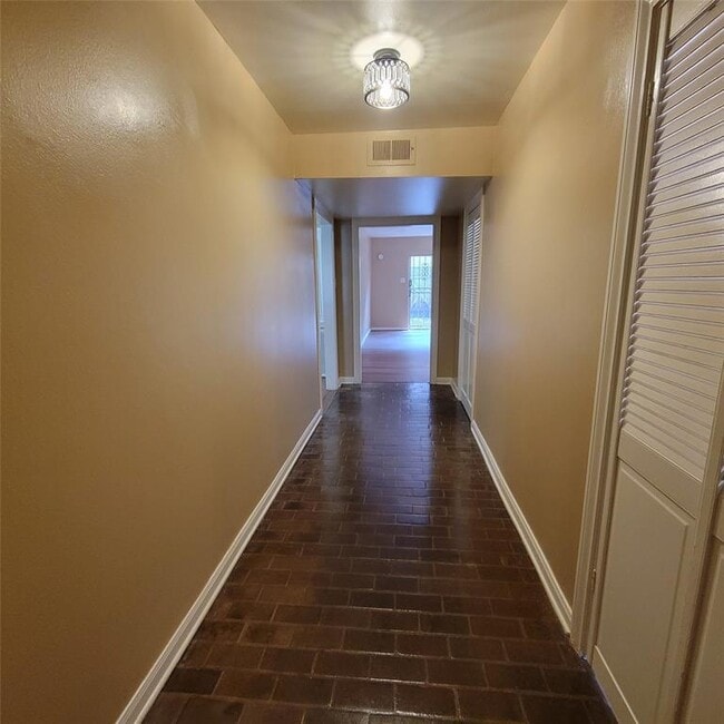 Building Photo - 5212 Arboles Dr