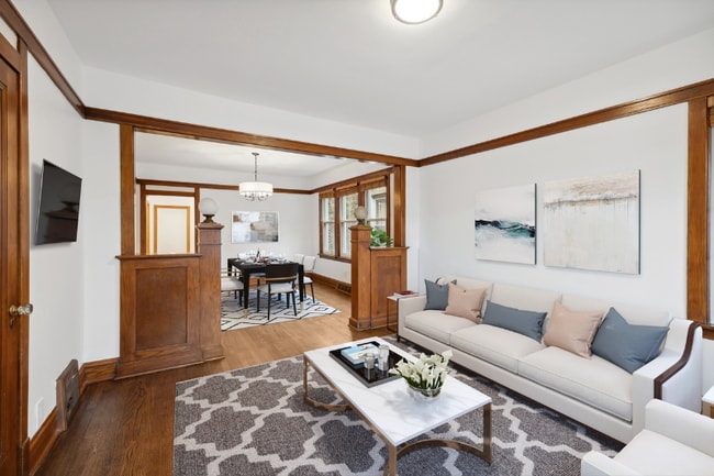 Building Photo - 1411 S 56th Ct