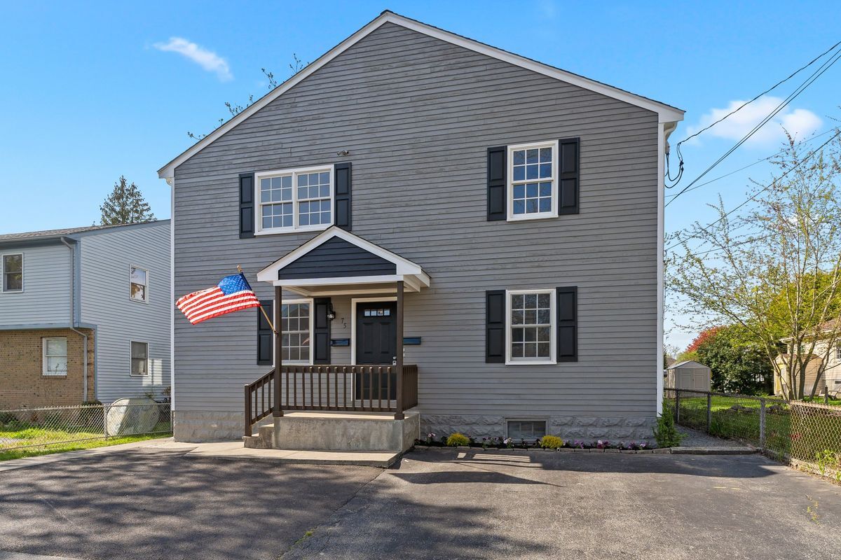 Primary Photo - 75 Charles St