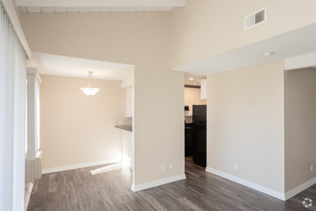 Studio, 1BA - 500SF - Studio Space - Birchwood Village Apartment Homes