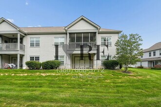 Building Photo - 600 Redwood Ln