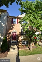 Building Photo - 6173 Green Hollow Ct