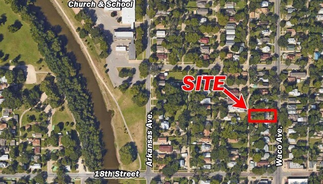 Aerial Photo - 1933-1935 N Waco Ave