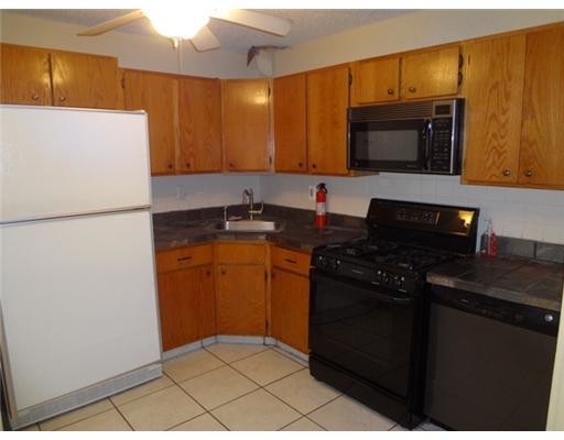 Building Photo - 373 Hadleigh Ln