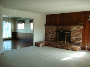 Building Photo - 625 Sandalwood Is