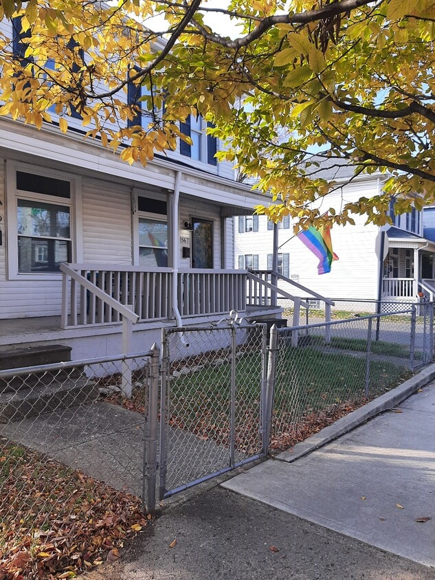 567 E. Whittier Street Columbus, OH 43206 - 567 E Whittier St