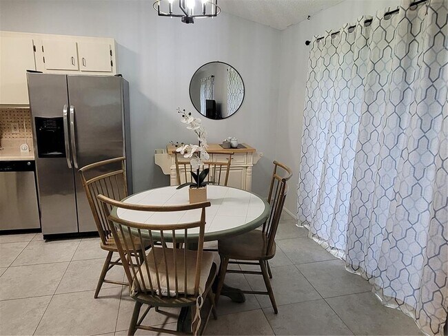 Foto del edificio - 14447 Worthwhile Rd