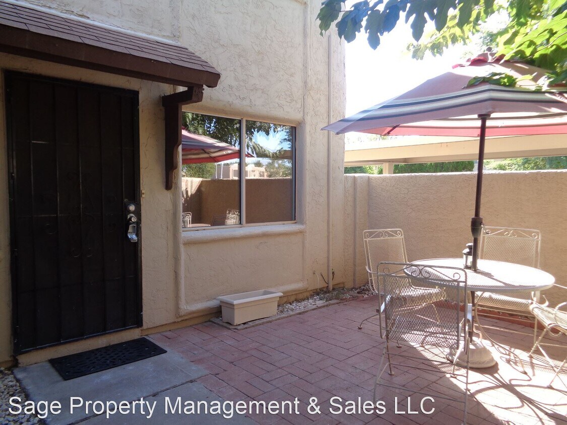 Primary Photo - 2 br, 1.5 bath House - 4255 N. 81st St.