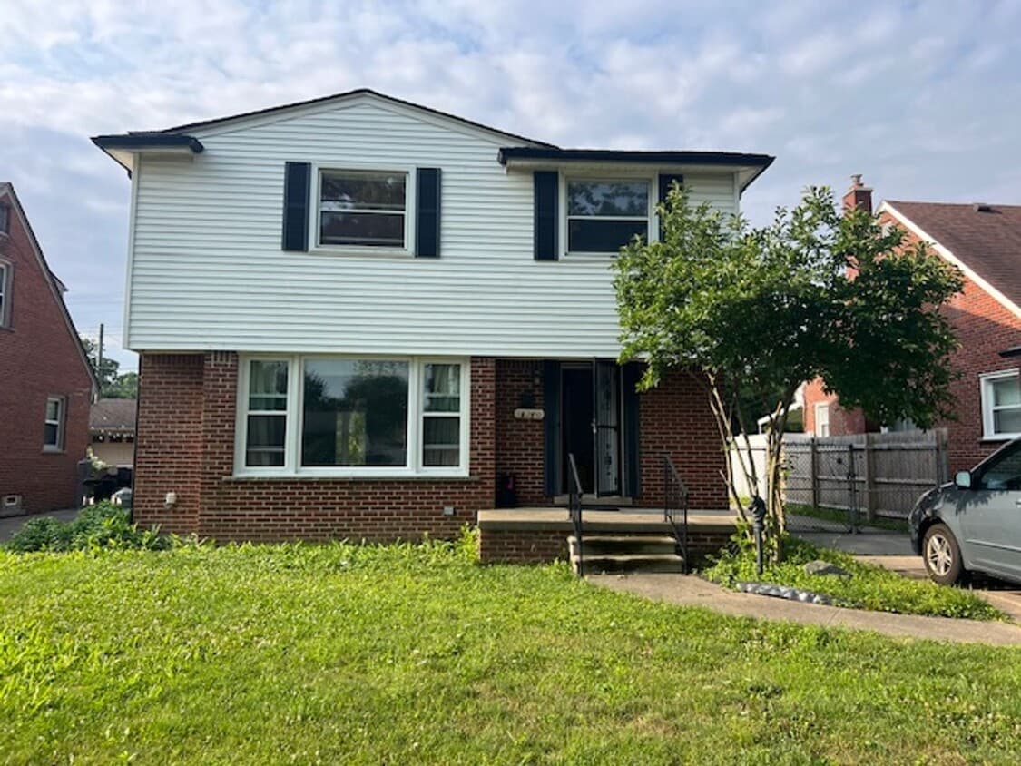 Foto principal - Beautiful Single Family Home in Fraser! AV...