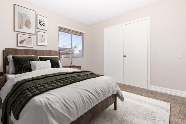 Interior Photo - Tallows at Peoria