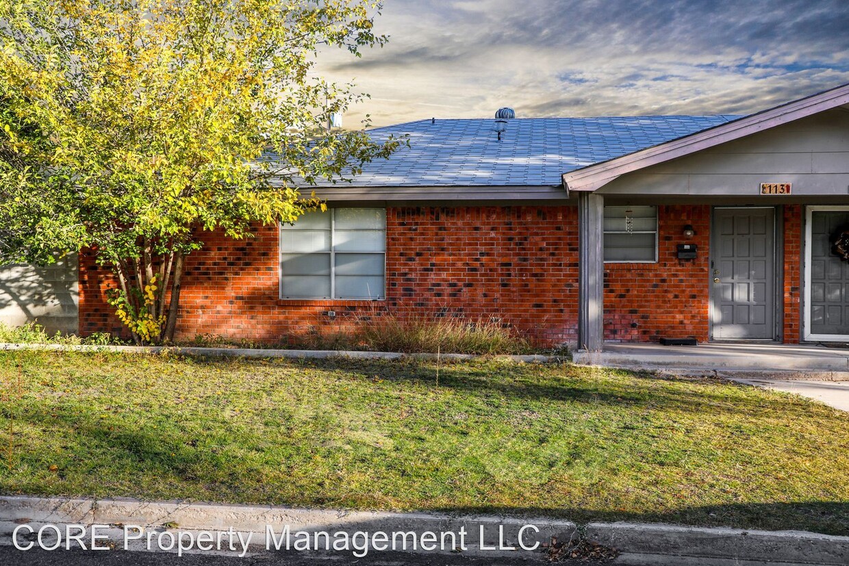 Primary Photo - 3 br, 2 bath House - 113 Jefferson Place