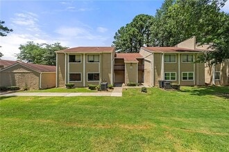 Building Photo - 3575 Oakvale Rd