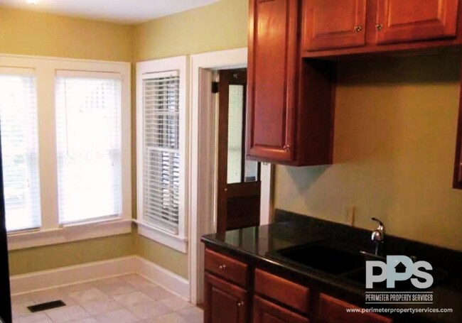 Foto del edificio - 1275 Winburn Dr