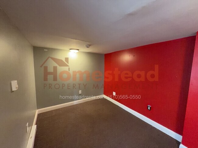 Foto del edificio - 258 W Bayberry Ln