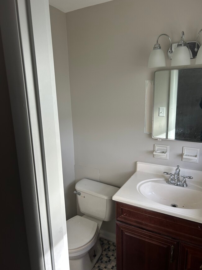 Photo - 2328 Farnsley Rd House