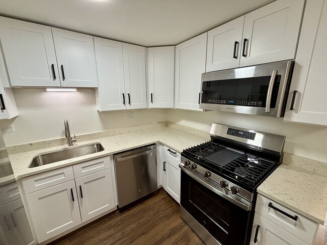 Building Photo - 236 Whidah Ct