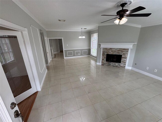 Foto del edificio - 15323 Geral Ln
