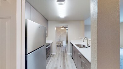 Interior Photo - Almaden Lake Village