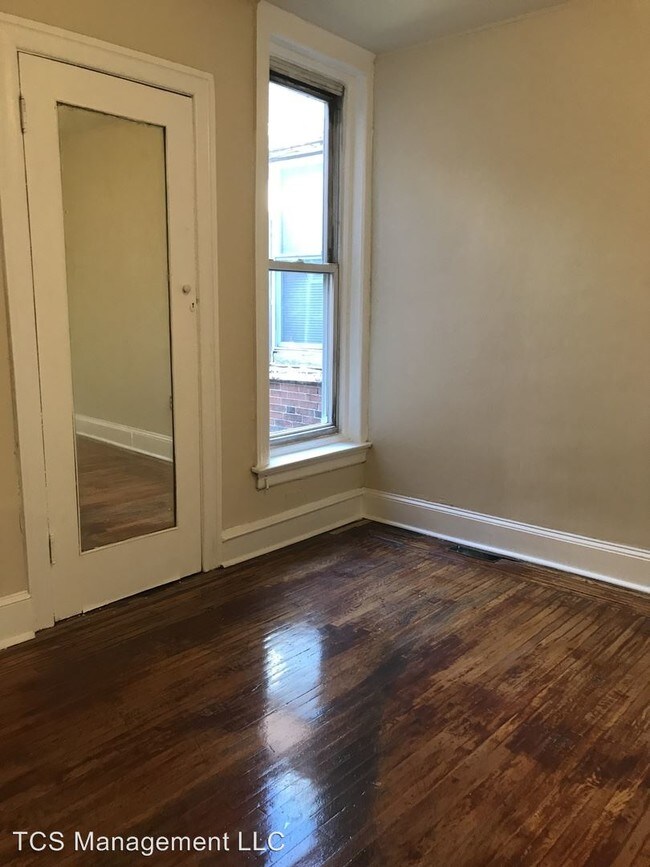 Foto del edificio - 3 br, 1 bath House - 5933 Chester Avenue