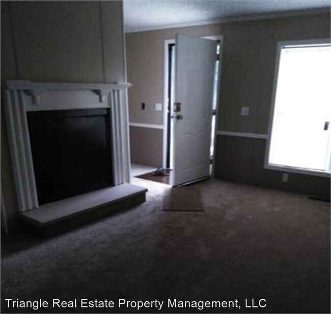 Building Photo - 3 br, 3 bath House - 5060 Dubury Rd.